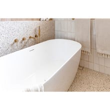 Glacier Acrylic Oval Freestanding Bath